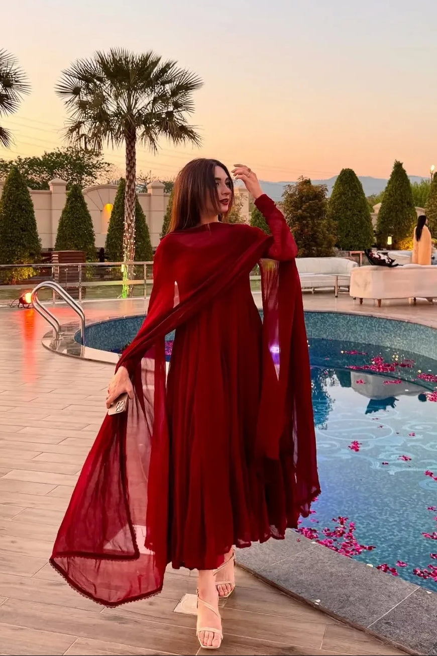 Mehroon Flora