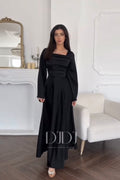 SCARLET BLACK