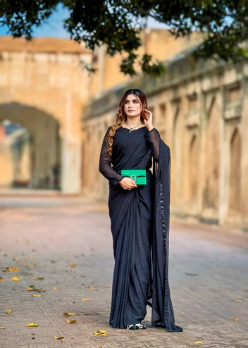 Siyah-e-nazakat saree